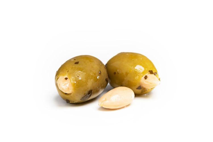 Olive Verdi con le mandorle